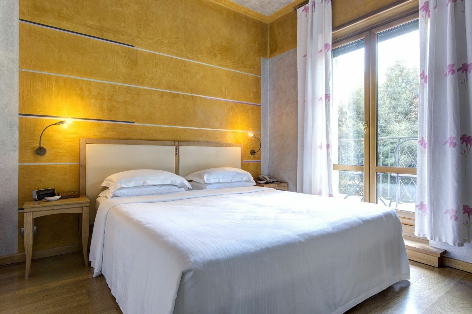 Appartamenti Porta Nuova 80 Verona Eksteriør billede